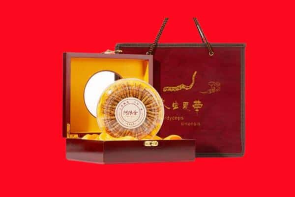 收购资讯:甘孜州雅江回收冬虫夏草是按克吗
